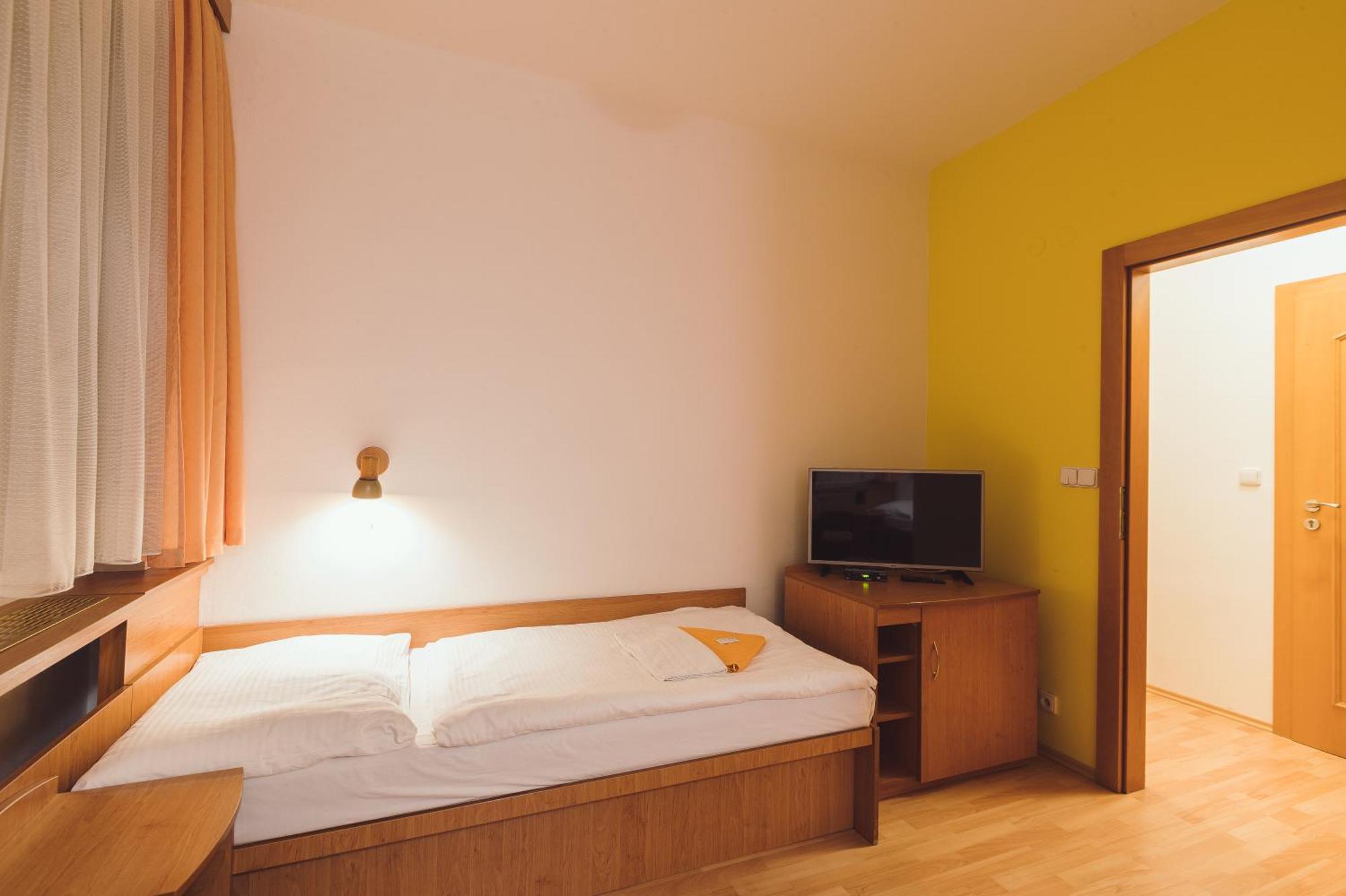 Hotel Annahof Domašov Exterior foto