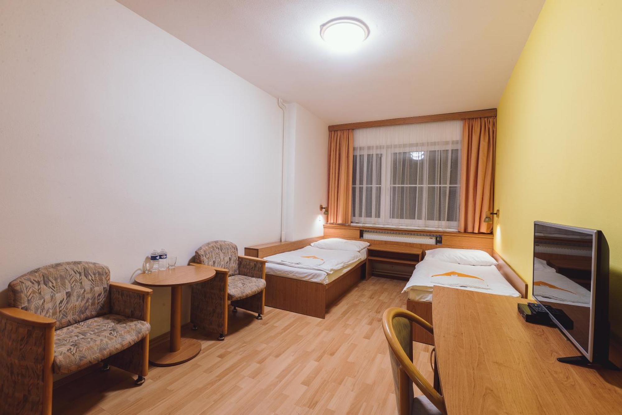 Hotel Annahof Domašov Exterior foto